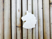 Load image into Gallery viewer, Sulphate and Paraben Free Shea Butter Bathing Bars Gift Pack | Pack of 5