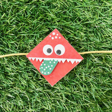 Load image into Gallery viewer, Kids 3-in-1 Bookmark Plantable Rakhi: Set of 5
